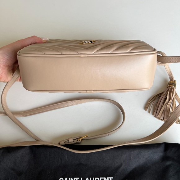 Saint Laurent Lou Medium YSL Quilted Camera Crossbody Bag with Pocket - Picture 3 of 10